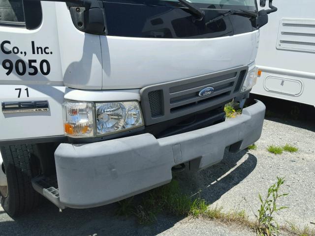 3FRLL45Z46V393586 - 2006 FORD LOW CAB FO WHITE photo 9