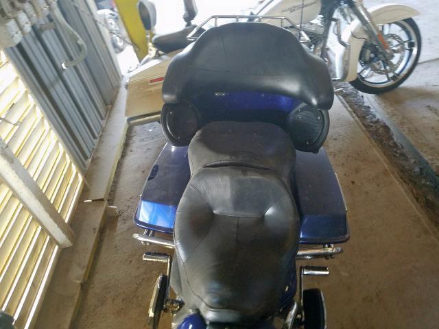 1HD1FCW195Y634838 - 2005 HARLEY-DAVIDSON FLHTCUI BLUE photo 6