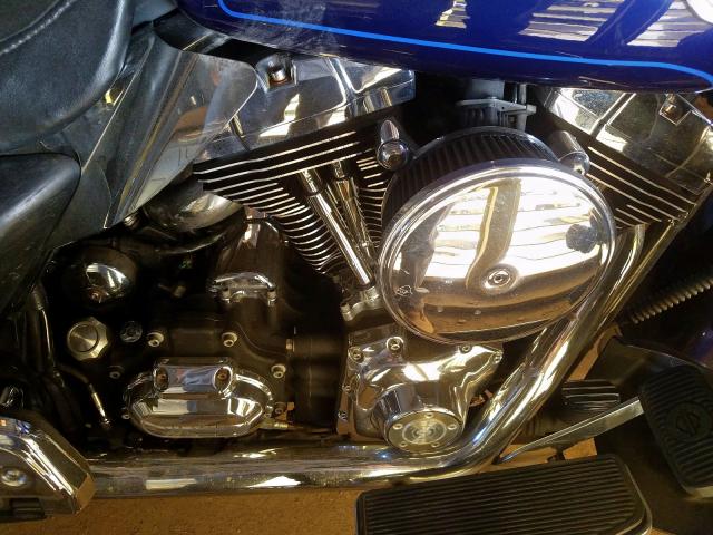 1HD1FCW195Y634838 - 2005 HARLEY-DAVIDSON FLHTCUI BLUE photo 7