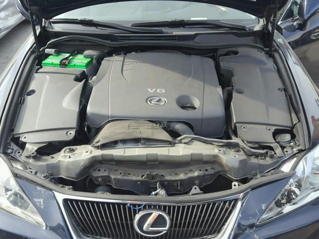 JTHBK262965012357 - 2006 LEXUS IS 250 BLUE photo 7