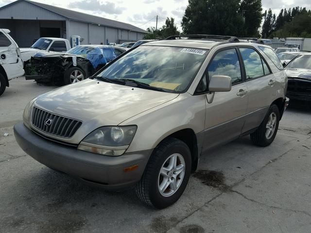 JT6HF10U1Y0154648 - 2000 LEXUS RX 300 BEIGE photo 2