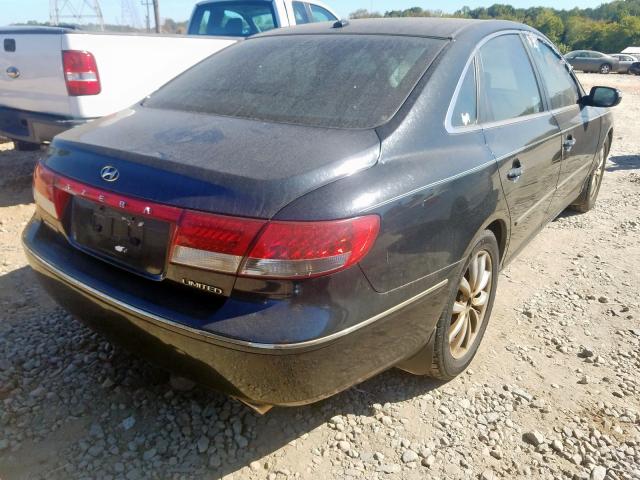 KMHFC46FX8A264395 - 2008 HYUNDAI AZERA SE BLACK photo 4