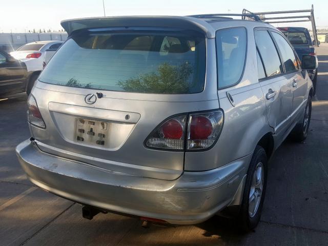 JT6HF10U2X0014929 - 1999 LEXUS RX 300 SILVER photo 4