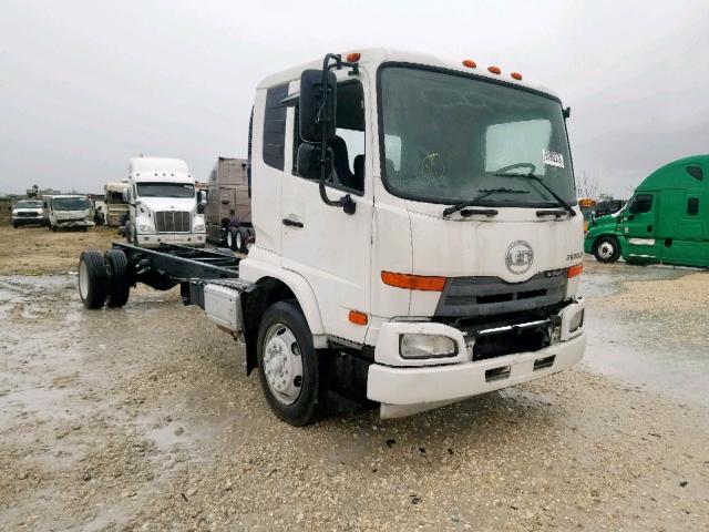 JNAD410H1BAR10077 - 2011 NISSAN DIESEL UD2600 WHITE photo 1