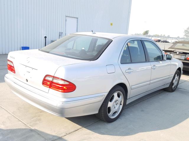 WDBJF70J81X058627 - 2001 MERCEDES-BENZ E 430 SILVER photo 4