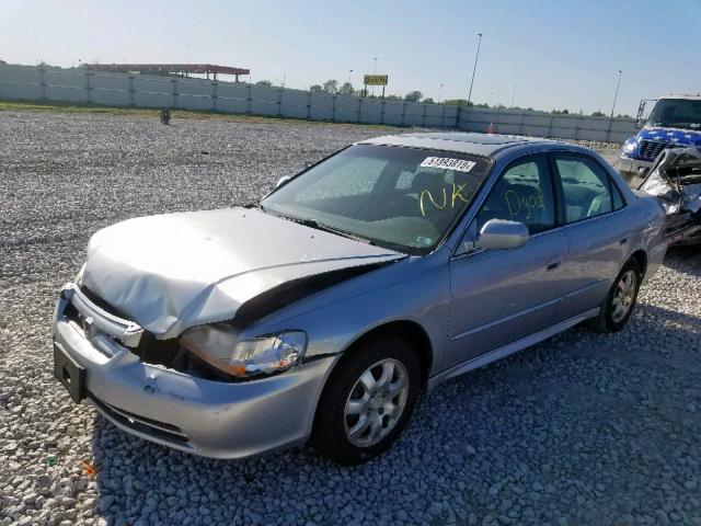 1HGCG56641A098125 - 2001 HONDA ACCORD EX SILVER photo 2