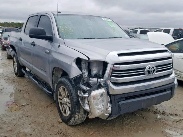 5TFEW5F1XHX224204 - 2017 TOYOTA TUNDRA CRE SILVER photo 1