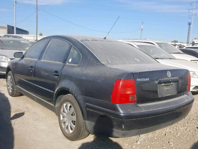 WVWMA63B9XE102411 - 1999 VOLKSWAGEN PASSAT GLS BLACK photo 3