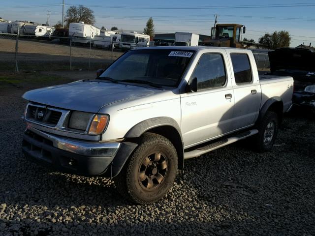 1N6ED27Y1YC357731 - 2000 NISSAN FRONTIER C SILVER photo 2