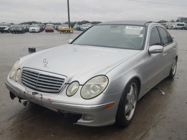 WDBUF65J85A702930 - 2005 MERCEDES-BENZ E 320 SILVER photo 2