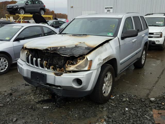 1J8GR48K67C660286 - 2007 JEEP GRAND CHER GRAY photo 2