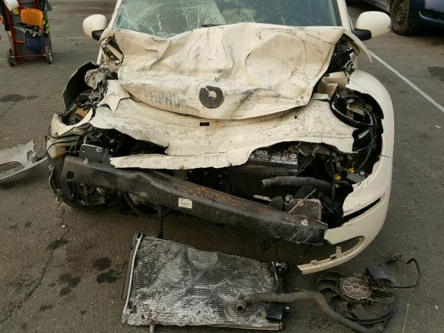 3VWRW31C66M414922 - 2006 VOLKSWAGEN NEW BEETLE CREAM photo 7