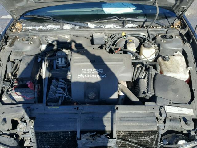 1G4CU541224157652 - 2002 BUICK PARK AVENU GOLD photo 7