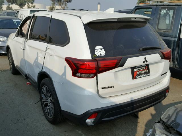 JA4AD2A30HZ017203 - 2017 MITSUBISHI OUTLANDER WHITE photo 3