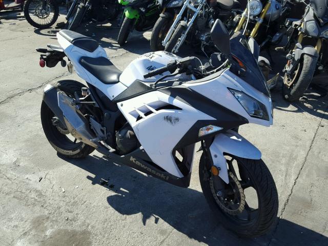 JKAEX8A10DDA13043 - 2013 KAWASAKI EX300 A WHITE photo 1