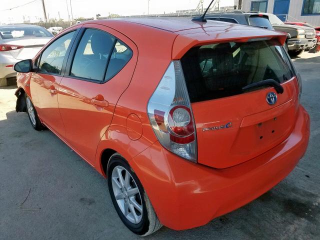 JTDKDTB32C1016382 - 2012 TOYOTA PRIUS C ORANGE photo 3