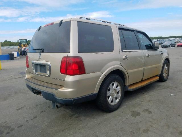 5LMFU28545LJ02846 - 2005 LINCOLN NAVIGATOR GOLD photo 4