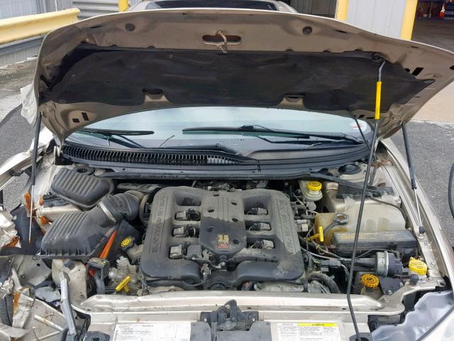 2C3HE66G32H226502 - 2002 CHRYSLER 300M TAN photo 7