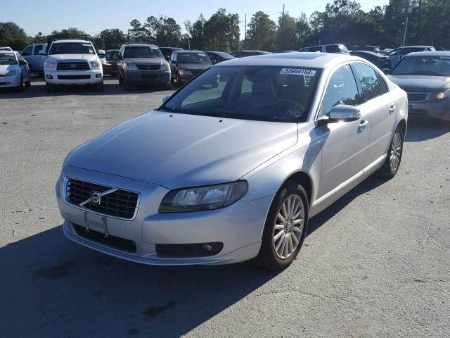 YV1AS982971023252 - 2007 VOLVO S80 3.2 SILVER photo 2