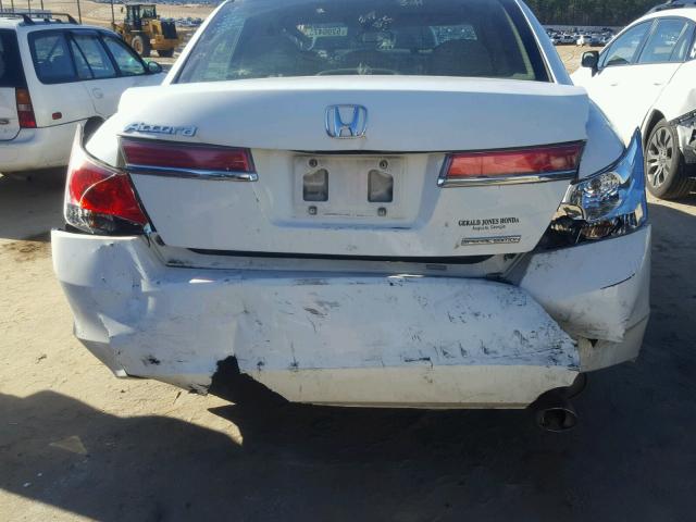 1HGCP2F61BA019896 - 2011 HONDA ACCORD SE WHITE photo 9