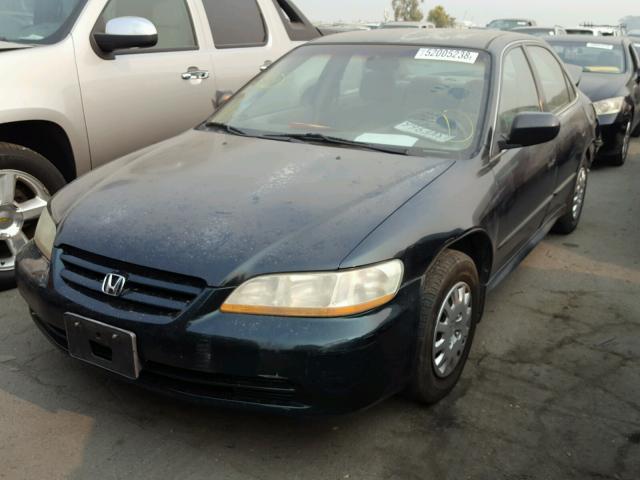 1HGCF86641A079269 - 2001 HONDA ACCORD VAL GREEN photo 2