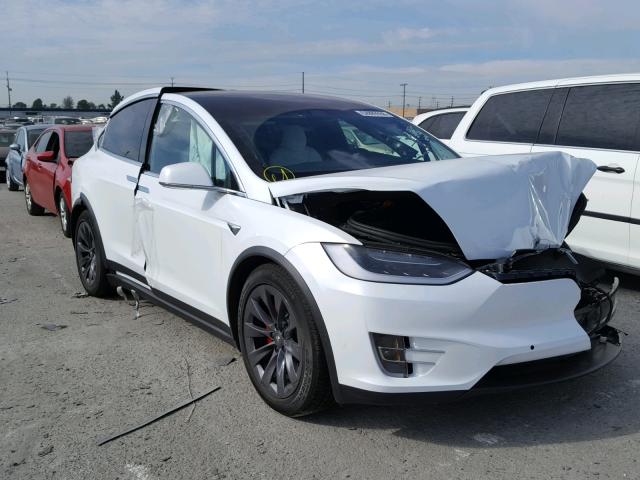 5YJXCBE43JF115837 - 2018 TESLA MODEL X WHITE photo 1