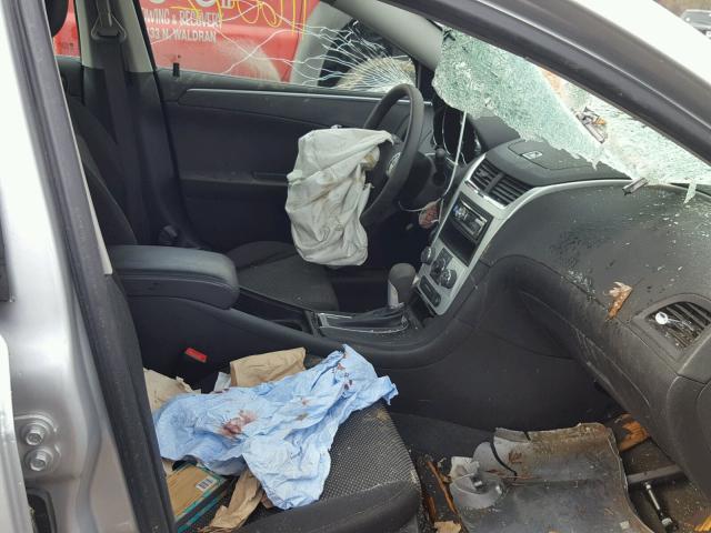 1G1ZC5EU9CF277456 - 2012 CHEVROLET MALIBU 1LT 银色 照片 5