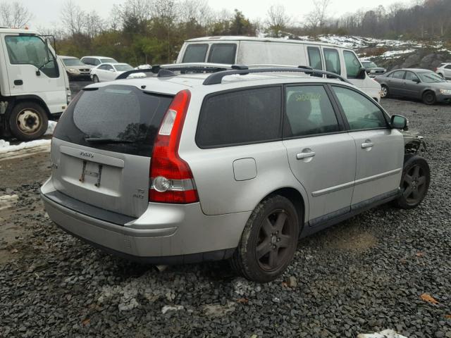 YV1MJ682472313410 - 2007 VOLVO V50 T5 SILVER photo 4