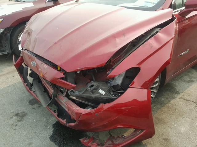 3FA6P0RU0HR370894 - 2017 FORD FUSION TIT RED photo 9