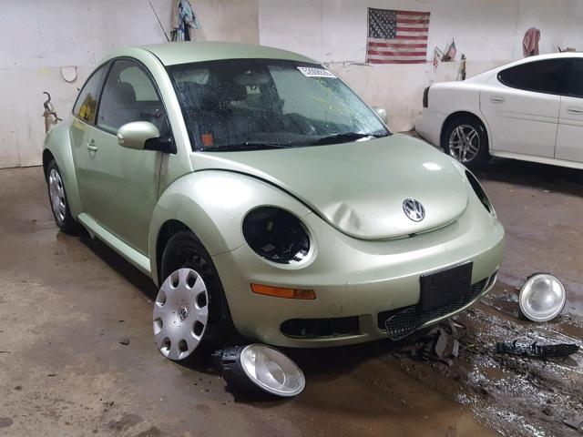 3VWPG3AG2AM011410 - 2010 VOLKSWAGEN NEW BEETLE GREEN photo 1