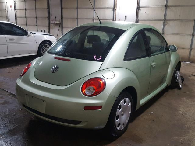 3VWPG3AG2AM011410 - 2010 VOLKSWAGEN NEW BEETLE GREEN photo 4