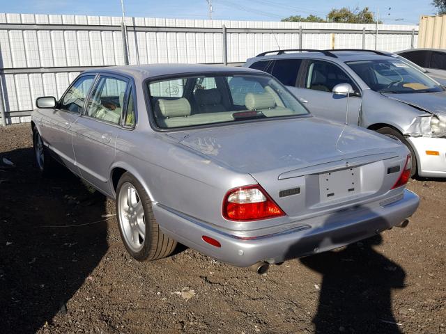 SAJDA12CX2LF43289 - 2002 JAGUAR XJ SPORT SILVER photo 3