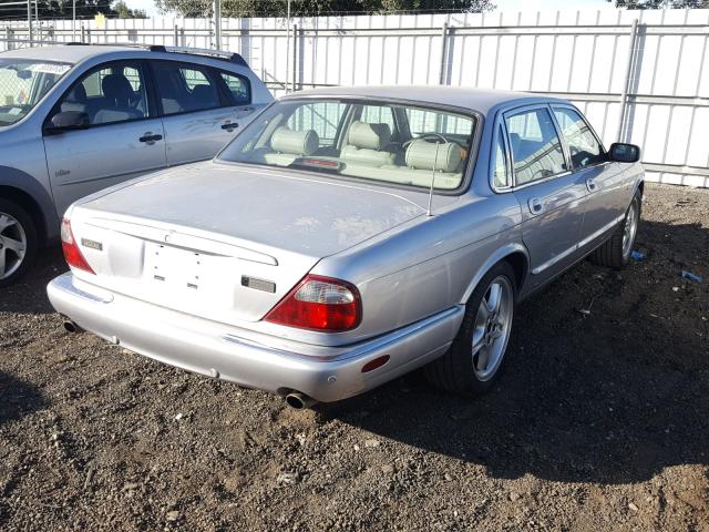 SAJDA12CX2LF43289 - 2002 JAGUAR XJ SPORT SILVER photo 4