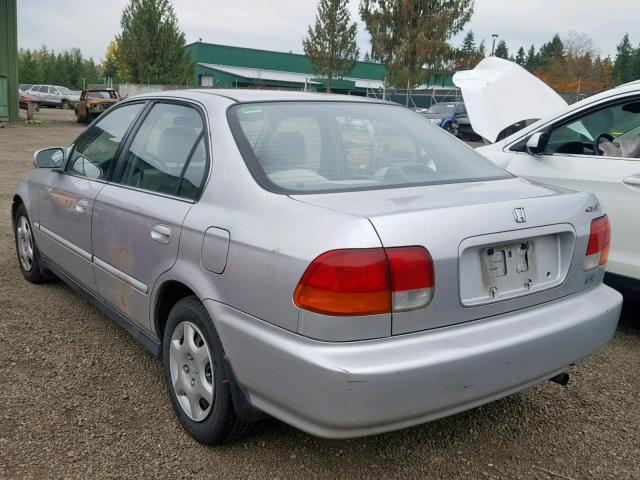 2HGEJ8641WH548087 - 1998 HONDA CIVIC EX SILVER photo 3