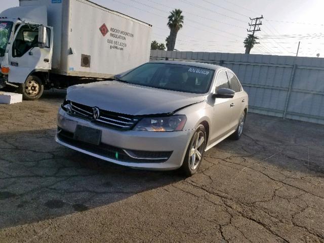 1VWBP7A32CC004959 - 2012 VOLKSWAGEN PASSAT SE GRAY photo 2