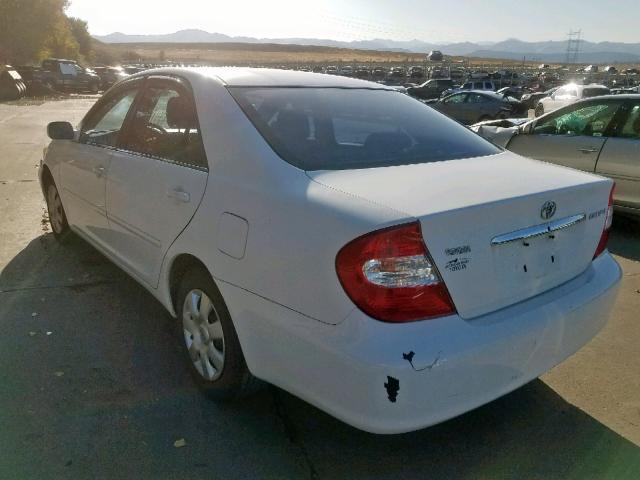 4T1BE32K13U134048 - 2003 TOYOTA CAMRY LE WHITE photo 3