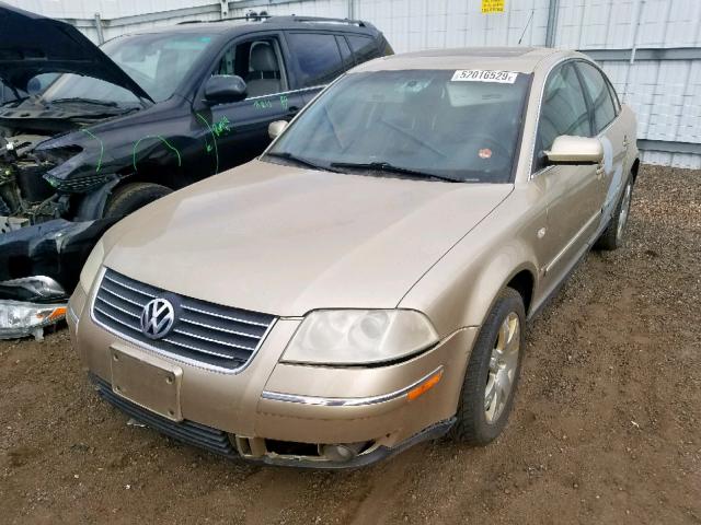 WVWTH63B32P031369 - 2002 VOLKSWAGEN PASSAT GLX GOLD photo 2