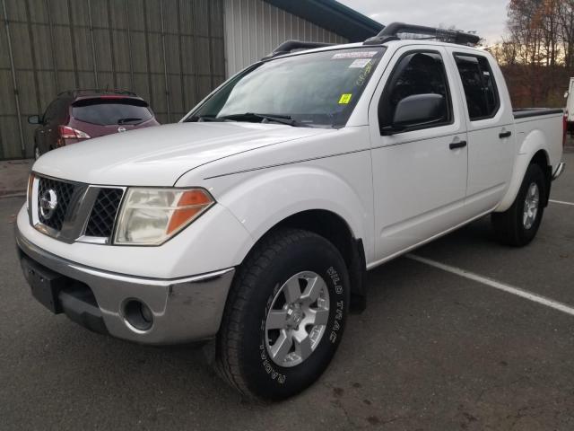 1N6AD07W95C403187 - 2005 NISSAN FRONTIER C WHITE photo 3