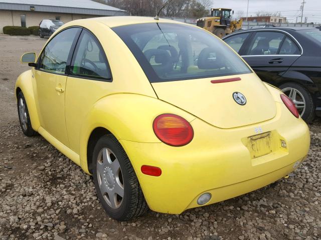 3VWCC21C3XM438119 - 1999 VOLKSWAGEN NEW BEETLE YELLOW photo 3