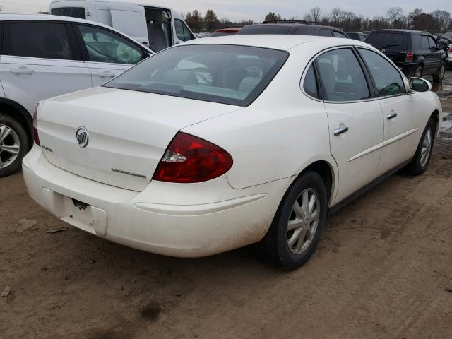 2G4WC532451312311 - 2005 BUICK LACROSSE C WHITE photo 4