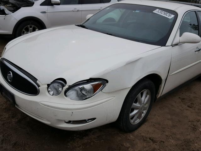 2G4WC532451312311 - 2005 BUICK LACROSSE C WHITE photo 9