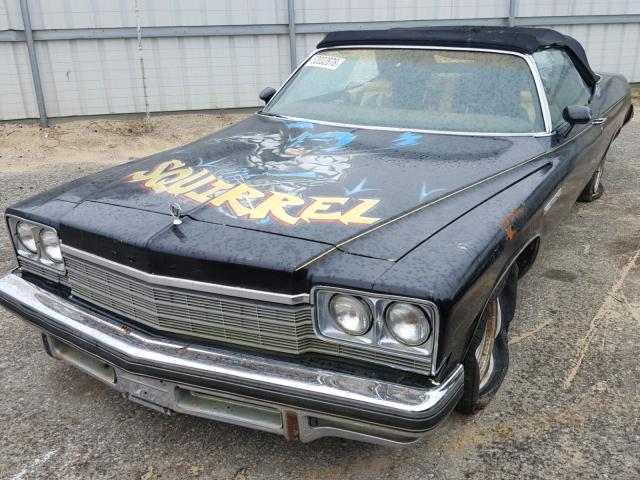 4P67J5X143606 - 1975 BUICK REGAL BLACK photo 2