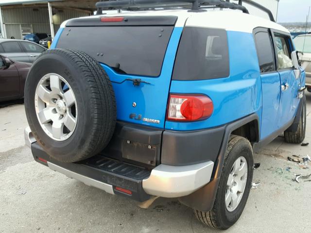 JTEZU11F270018364 - 2007 TOYOTA FJ CRUISER BLUE photo 4