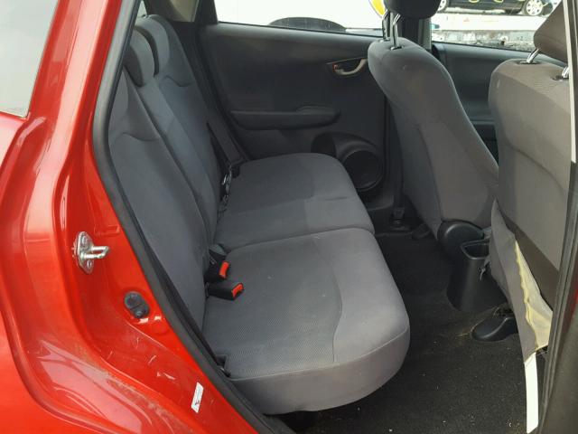 JHMGE87259S025577 - 2009 HONDA FIT RED photo 6