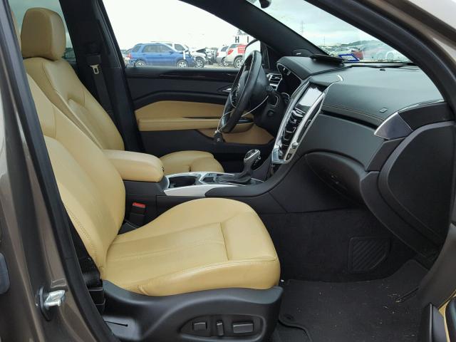 3GYFNBE33FS536785 - 2015 CADILLAC SRX LUXURY BROWN photo 5