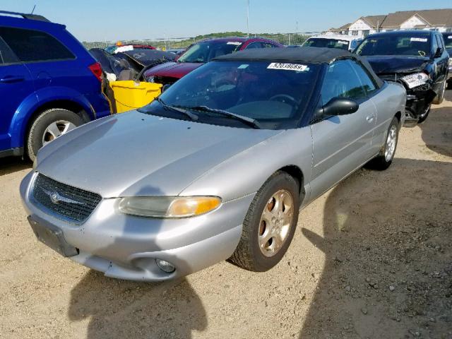 3C3EL55H3YT254863 - 2000 CHRYSLER SEBRING JX SILVER photo 2