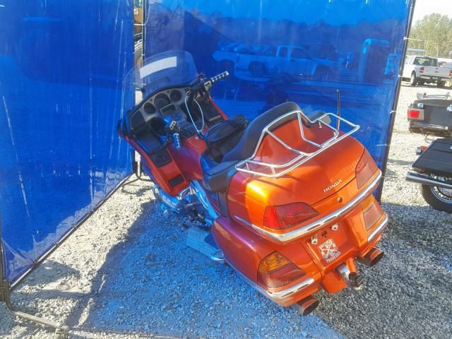 1HFSC47053A203385 - 2003 HONDA GL1800 ORANGE photo 3