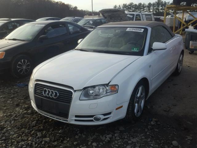 WAUDF48H28K004470 - 2008 AUDI A4 2.0T CA WHITE photo 2