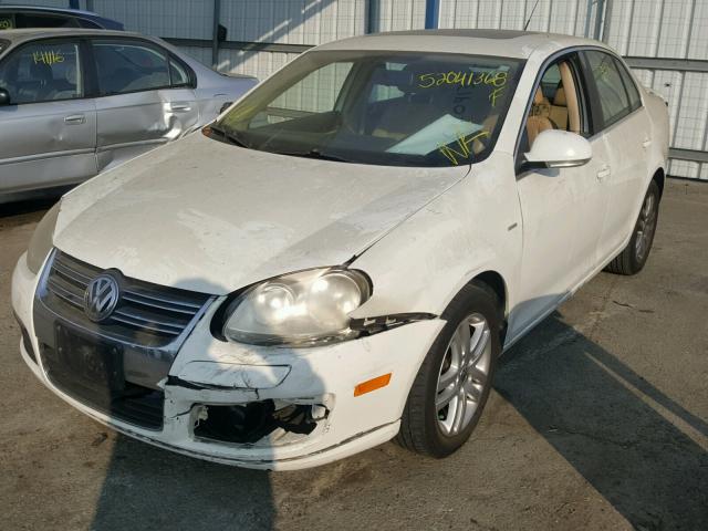 3VWEF71K67M132164 - 2007 VOLKSWAGEN JETTA WOLF WHITE photo 2