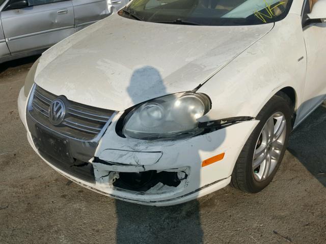 3VWEF71K67M132164 - 2007 VOLKSWAGEN JETTA WOLF WHITE photo 9